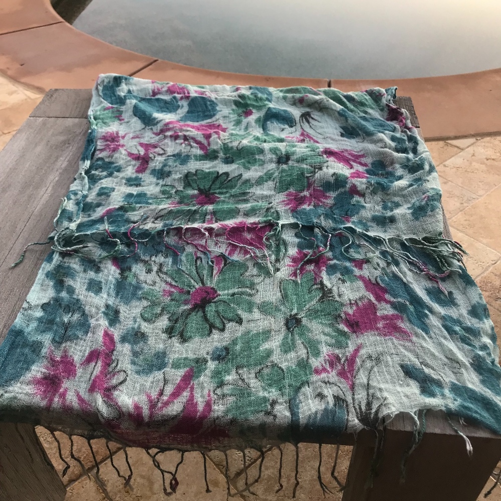 Turquoise Wrap/scarf - Picture 1 of 2
